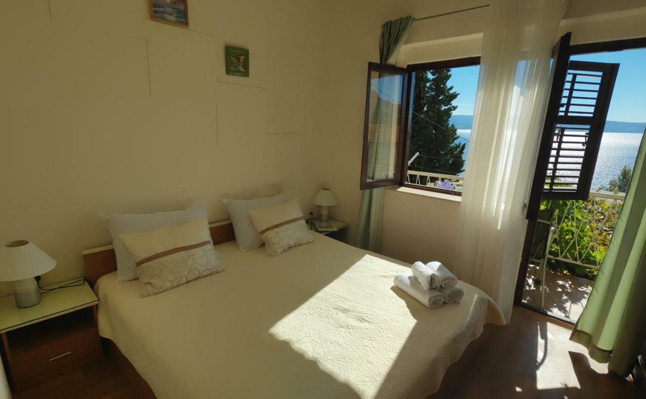 אומיס Apartments Niko מראה חיצוני תמונה